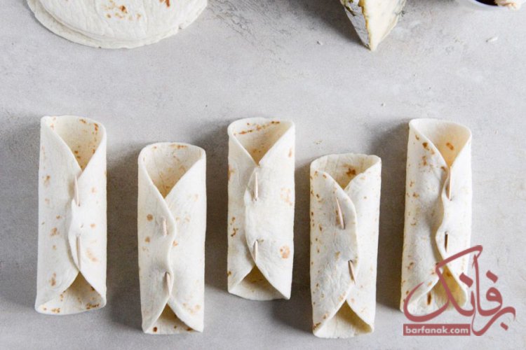 طرز تهیه یک صبحانه خوشمزه اسنک لقمه ای
